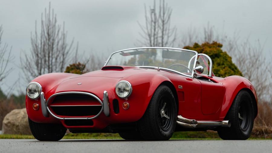  Shelby Cobra 427 1966 года  (фото 2 из 27)